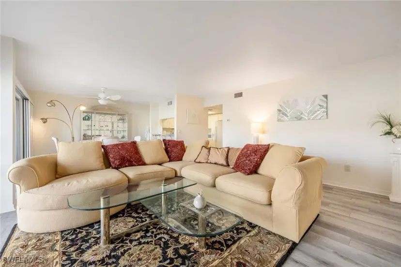 Picture of 4023 SE 19Th Pl 107, Cape Coral FL 33904