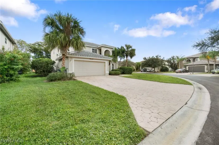 Picture of 9615 Blue Stone Cir, Fort Myers FL 33913