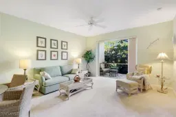 Picture of 377 Robin Hood Cir 102, Naples, FL 34104