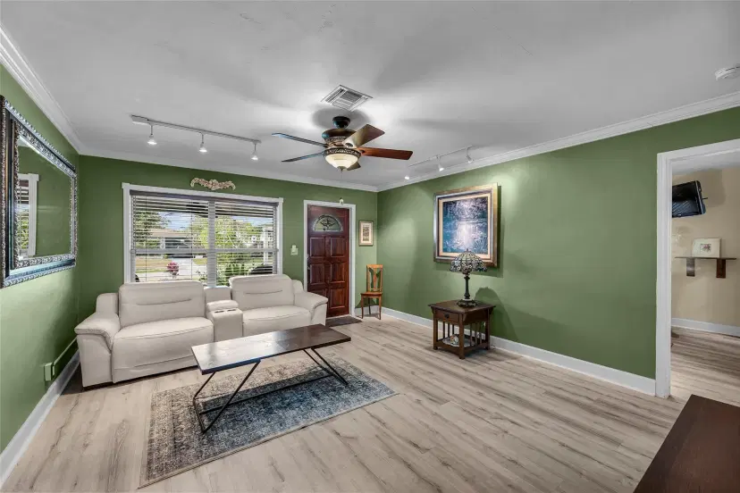 Picture of 5164 NE 3Rd Ter, Oakland Park FL 33334