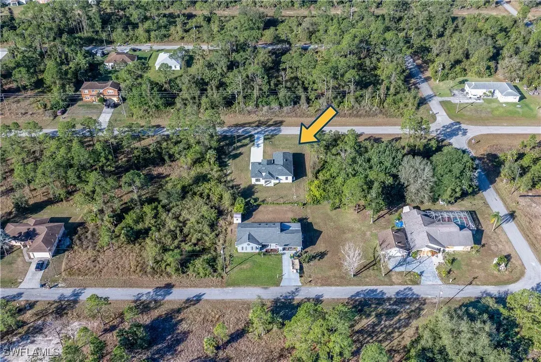 Picture of 315 Columbus Blvd S, Lehigh Acres, FL 33974