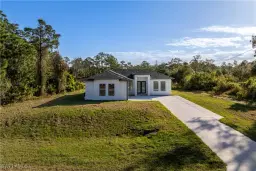 Picture of 315 Columbus Blvd S, Lehigh Acres, FL 33974