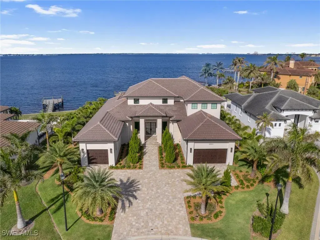 Picture of 12100 Via Del Fontana Way, Fort Myers, FL 33919