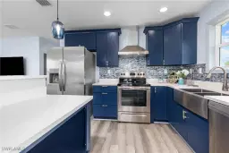 Picture of 13611 Catbird Dr, Fort Myers, FL 33908