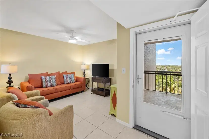 Picture of 40 Seagate Dr 603A, Naples FL 34103
