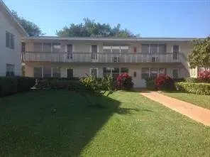 Picture of 146 Canterbury F 146, West Palm Beach FL 33417
