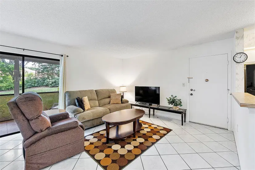 Picture of 9424 S Belfort Cir 110, Tamarac FL 33321