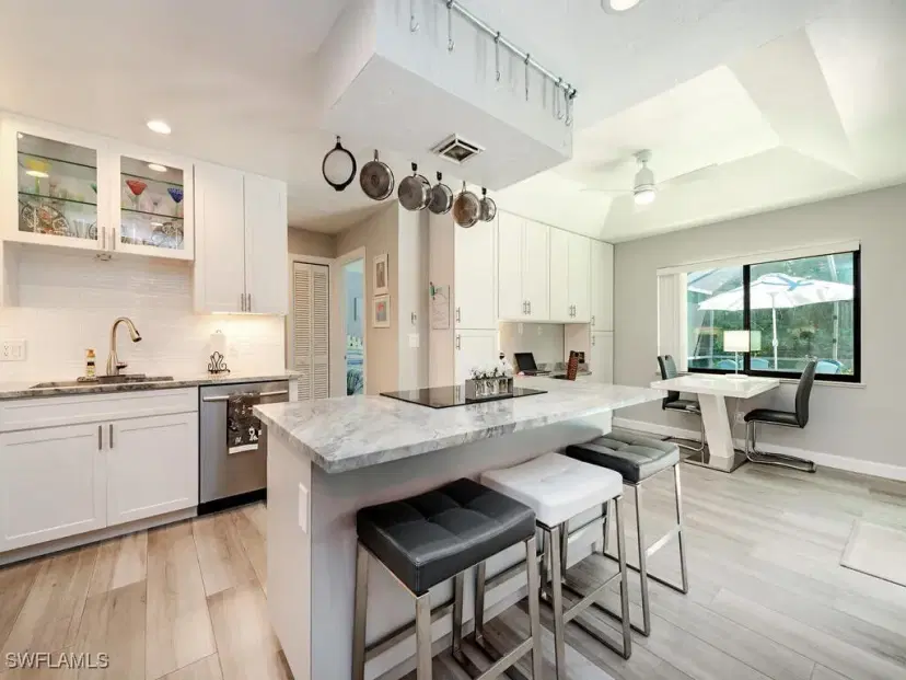 Picture of 354 Hidden Valley Dr, Naples FL 34113