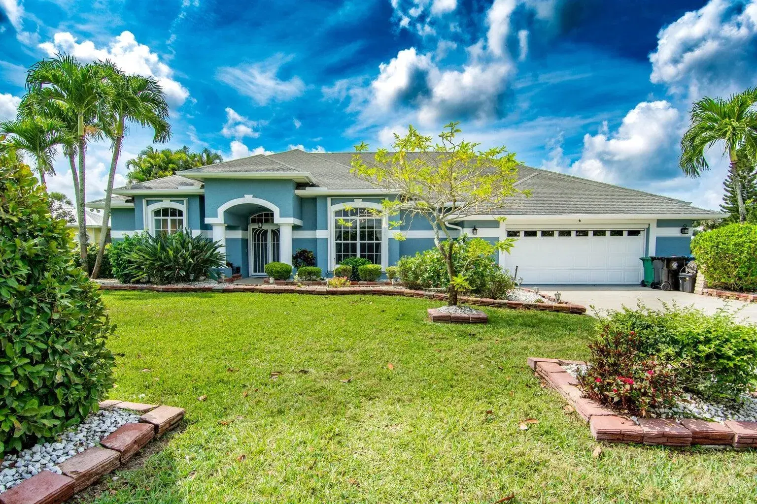Picture of 2608 SW River Shore Drive, Port St Lucie, FL 34984