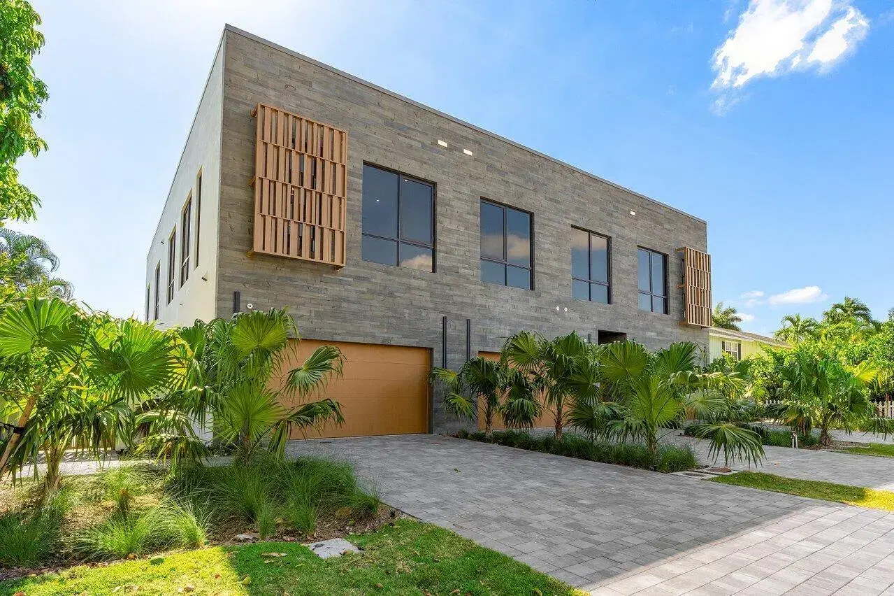 Picture of 929 NE 8Th Avenue, Delray Beach, FL 33483