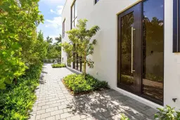 Picture of 929 NE 8Th Avenue, Delray Beach, FL 33483