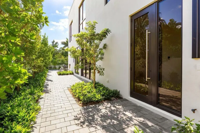 Picture of 929 NE 8Th Avenue, Delray Beach FL 33483