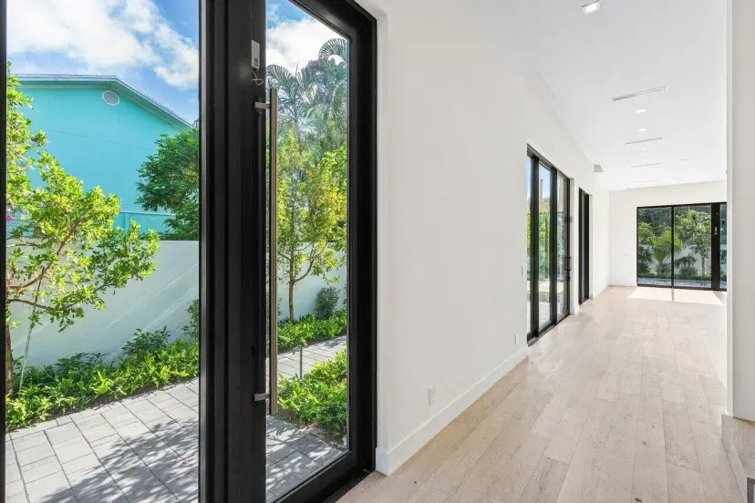 Picture of 929 NE 8Th Avenue, Delray Beach FL 33483