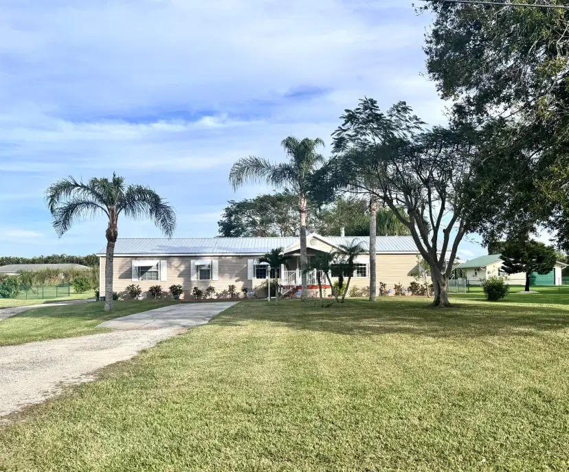 Picture of 4096 SW 9Th Way, Okeechobee FL 34974