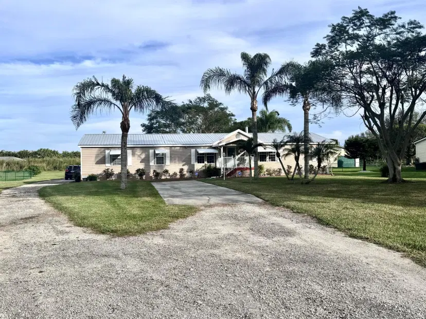 Picture of 4096 SW 9Th Way, Okeechobee FL 34974