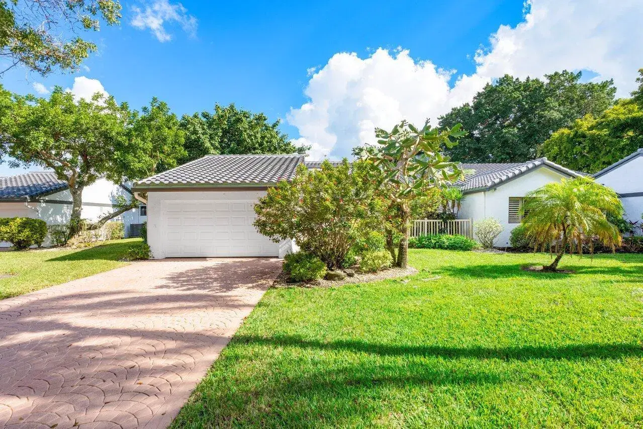 Picture of 78 Hampshire Lane, Boynton Beach, FL 33436