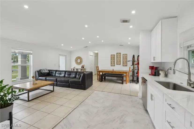 Picture of 13702 SW 282Nd Ter, Homestead FL 33033