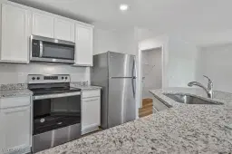 Picture of 840 Gen D Macarthur Ave, Labelle, FL 33935