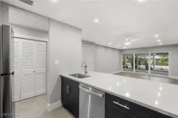 Picture of 1610 Middle Gulf Dr A3, Sanibel, FL 33957