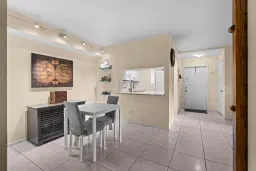 Picture of 3065 N Oakland Forest Dr 103, Oakland Park, FL 33309