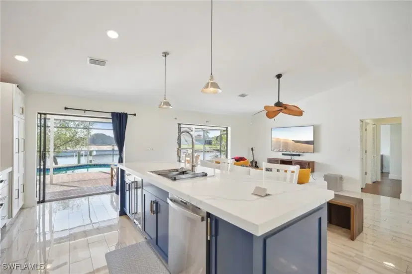 Picture of 2546 SW 38Th Ter, Cape Coral FL 33914
