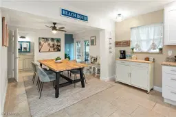 Picture of 900 Coconut Cir W, Naples, FL 34104