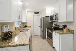 Picture of 900 Coconut Cir W, Naples, FL 34104