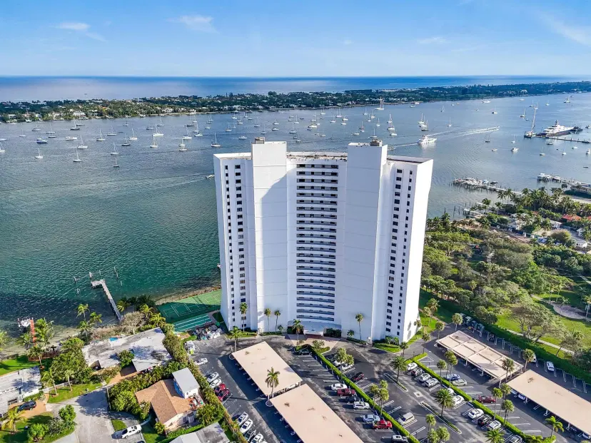 Picture of 5200 N Flagler Drive 1404, West Palm Beach FL 33407