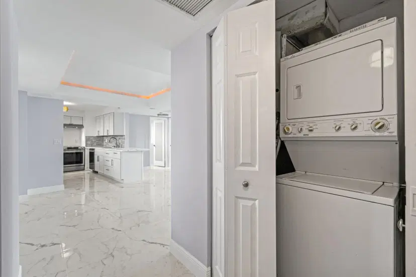 Picture of 5200 N Flagler Drive 1404, West Palm Beach FL 33407
