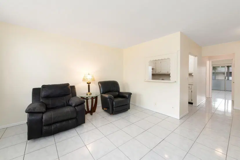 Picture of 46 Waltham B 46, West Palm Beach FL 33417