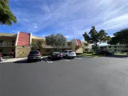 Picture of 500 Oaks Ln 208, Pompano Beach, FL 33069