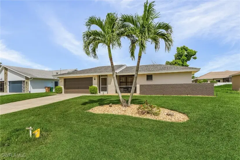 Picture of 1107 SE 21St Ter, Cape Coral FL 33990