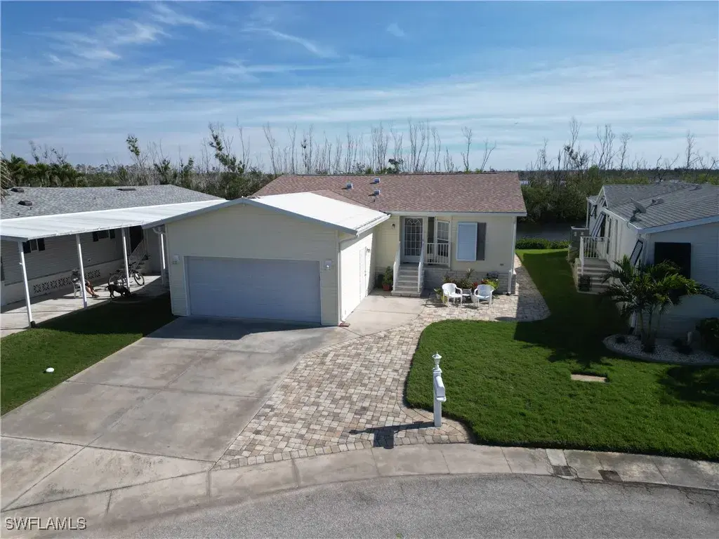 Picture of 17721 Canal Cove Ct, Fort Myers Beach, FL 33931