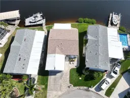 Picture of 17721 Canal Cove Ct, Fort Myers Beach, FL 33931