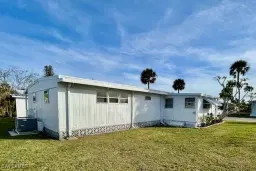 Picture of 611 Water Lily Dr, Venice, FL 34293