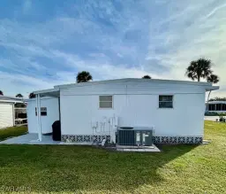 Picture of 611 Water Lily Dr, Venice, FL 34293