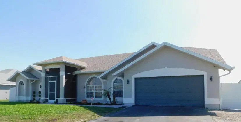 Picture of 680 Manhattan Street E, Lehigh Acres FL 33974