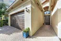 Picture of 10027 Chesapeake Bay Dr, Fort Myers, FL 33913