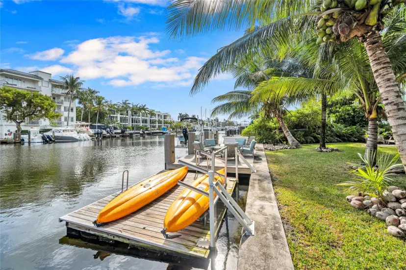 Picture of 224 N Gordon Rd, Fort Lauderdale FL 33301