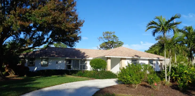Picture of 3411 SE Fairway W, Stuart FL 34997