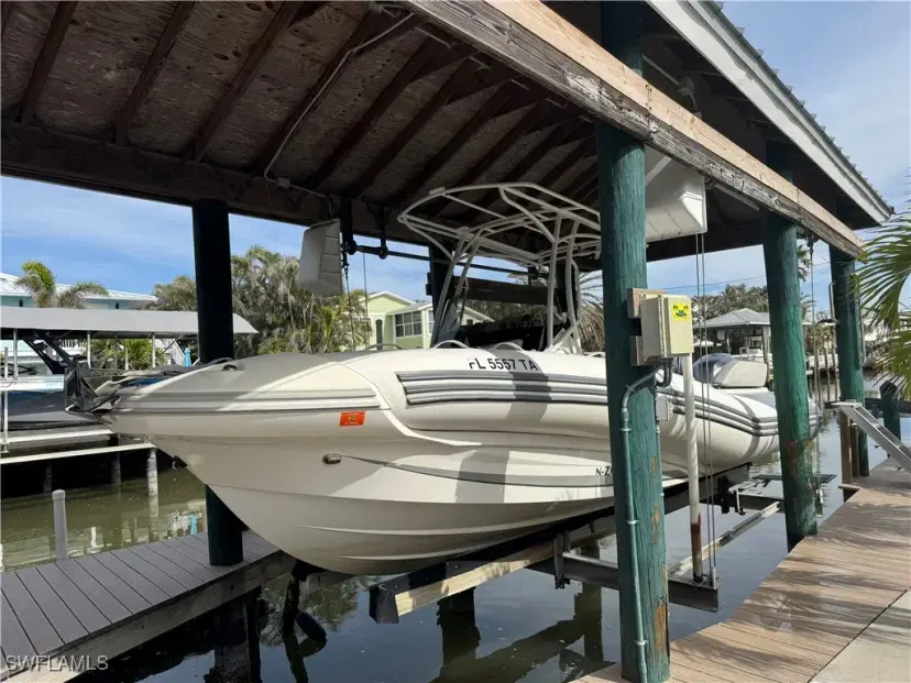 Picture of 320 Lazy Way, Fort Myers Beach FL 33931