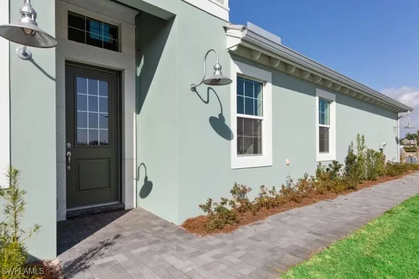 Picture of 8845 Yucatan Ct, Naples FL 34112