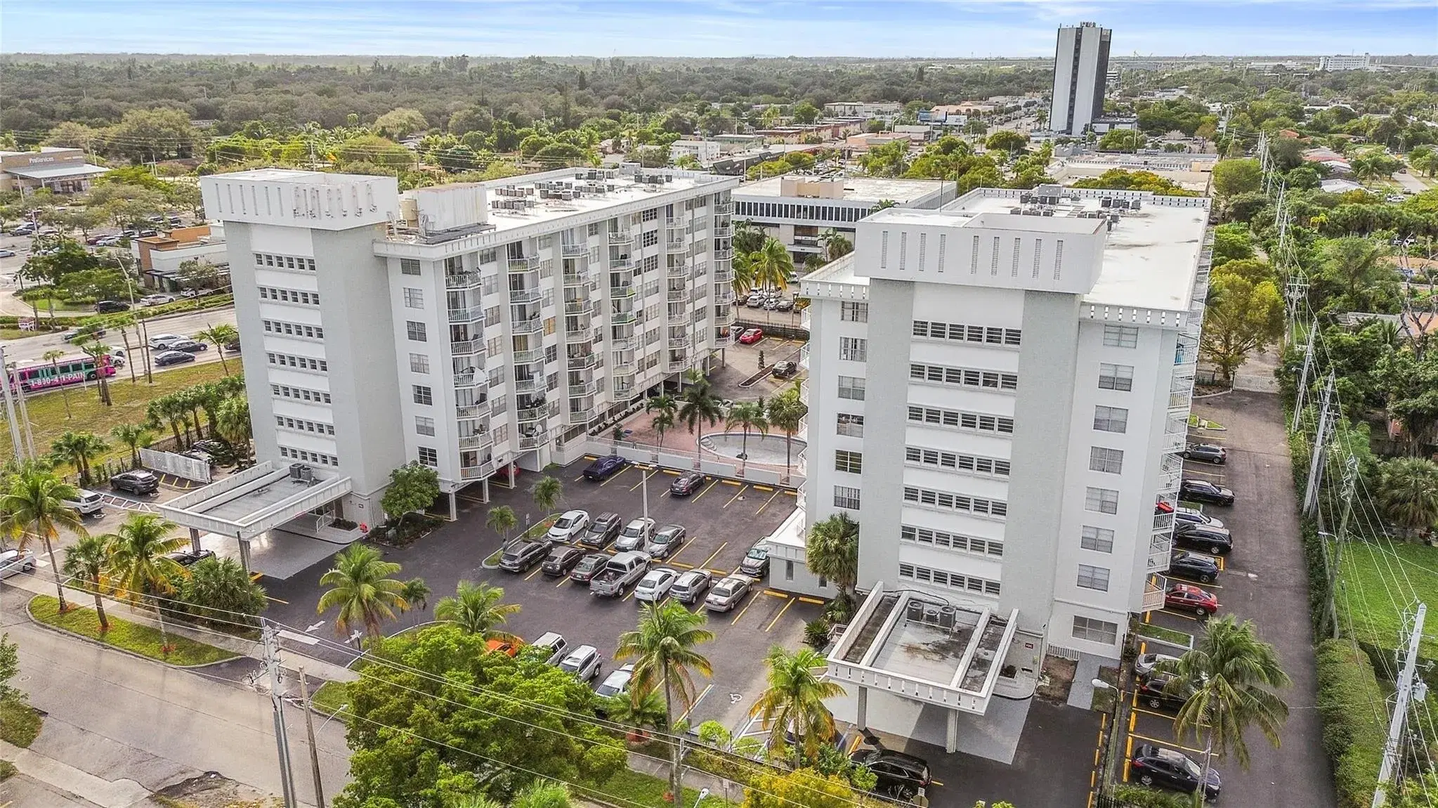 Picture of 16740 NE 9Th Ave 508, Miami, FL 33162