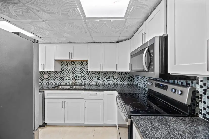 Picture of 1401 S Federal Highway 204, Boca Raton FL 33432