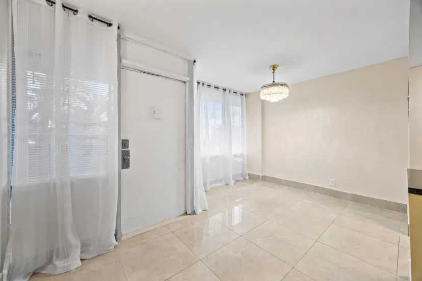 Picture of 1401 S Federal Highway 204, Boca Raton FL 33432