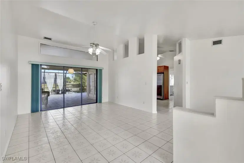 Picture of 1705 SE 7Th St, Cape Coral FL 33990