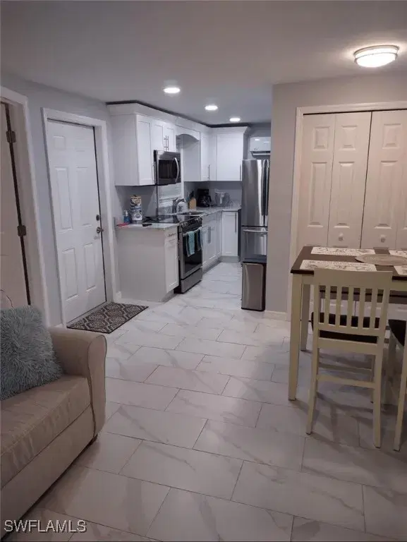 Picture of 145 Mango St, Fort Myers Beach FL 33931