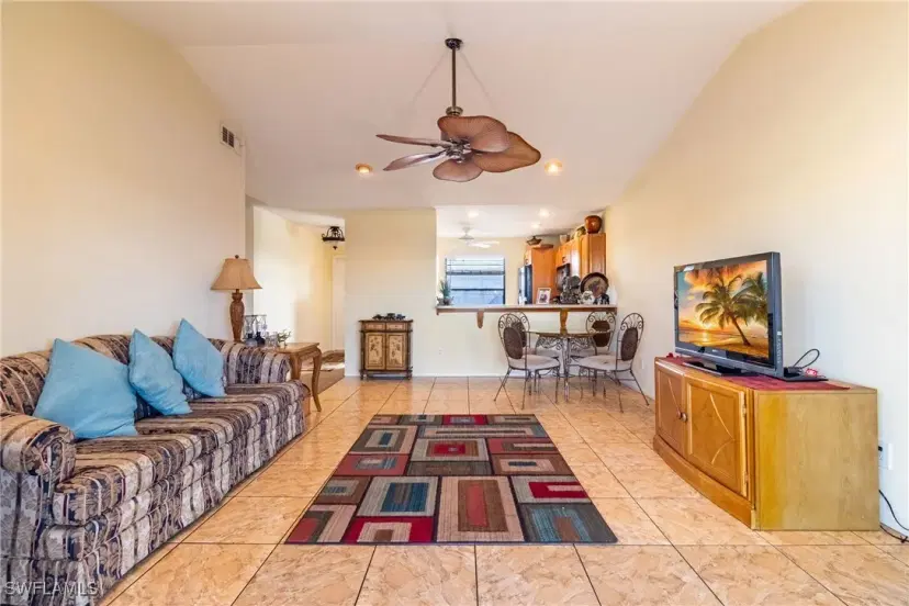 Picture of 505 SW 47Th Ter 206, Cape Coral FL 33914