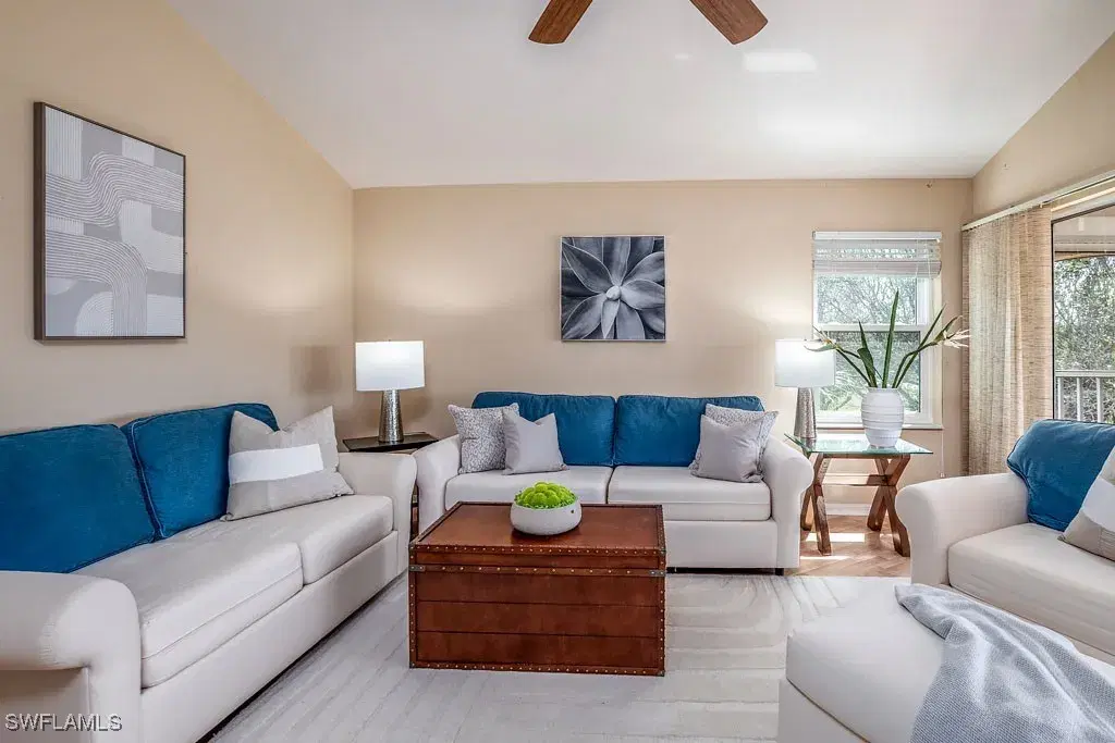 Picture of 992 Woodshire Ln D301, Naples, FL 34105