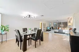 Picture of 3900 Oaks Clubhouse Dr 310, Pompano Beach, FL 33069